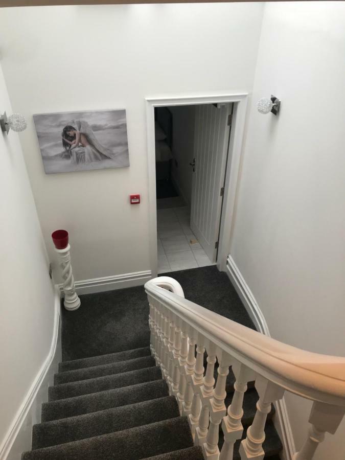 Bed and Breakfast 88 Anfield Road Liverpool Exterior foto